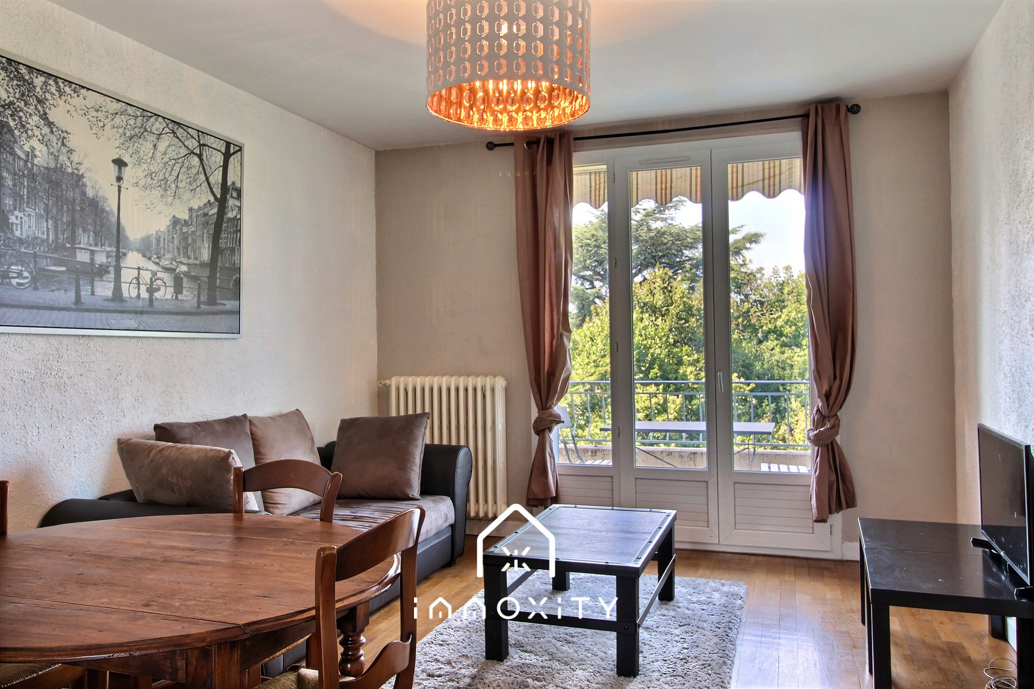  Appartement 3 pièces meublé avec garage - Bron centre Tramway Mairie