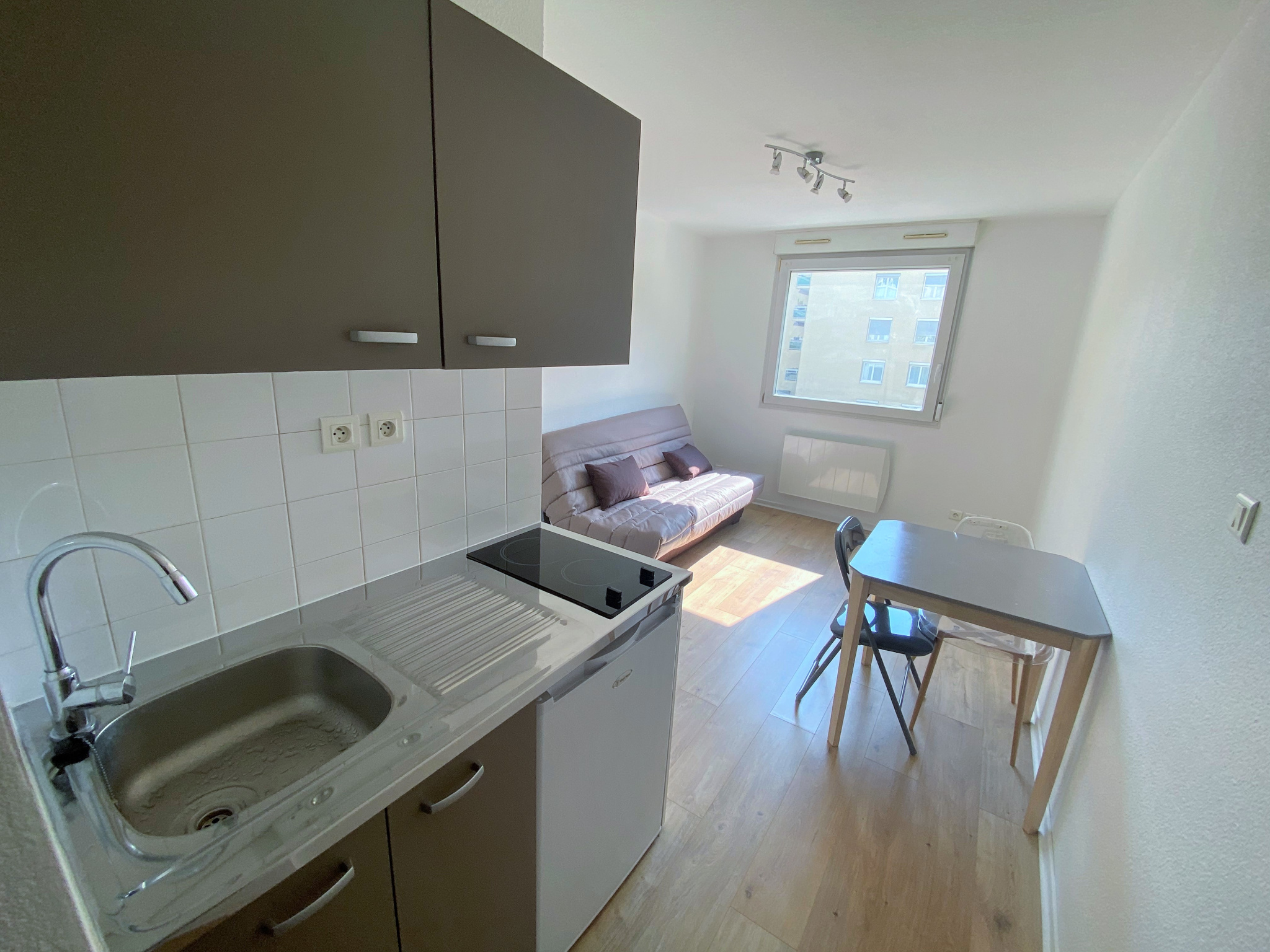 Studio meublé - 18,02m2 - Lyon 8ème