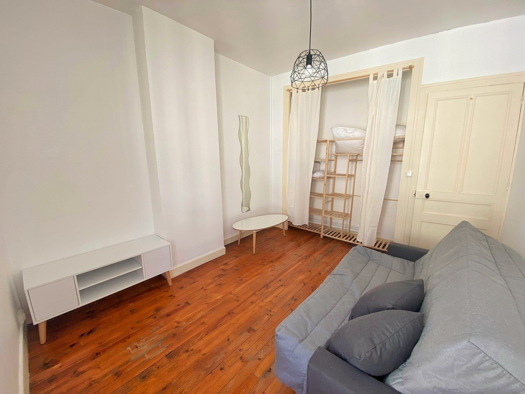 Studio meublé - 27,76m2 - Lyon 7ème