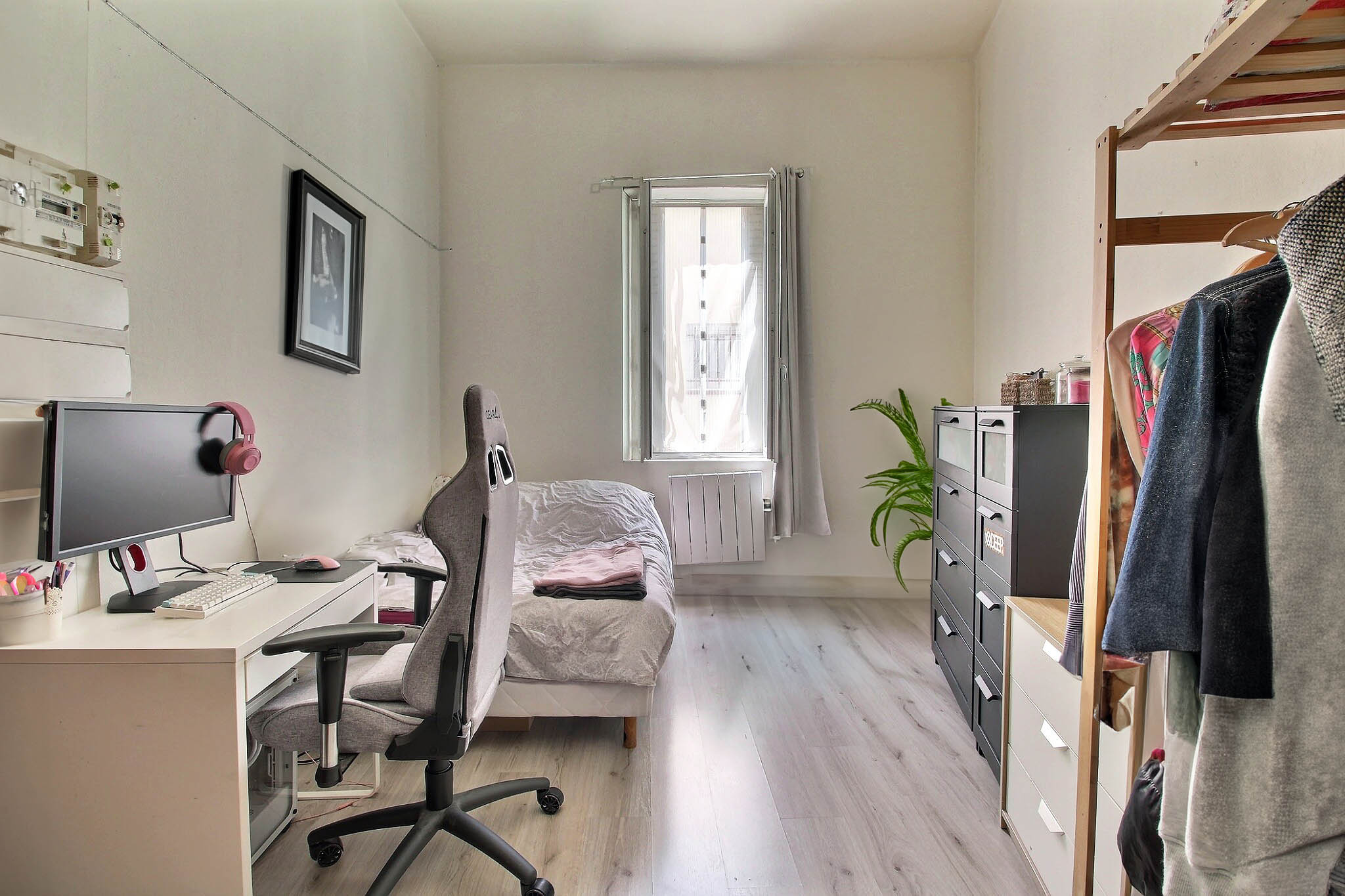 Lyon 3 Ensemble immobilier composé de 2 studios loués en bail meublé! Trés bonne rentabilité!