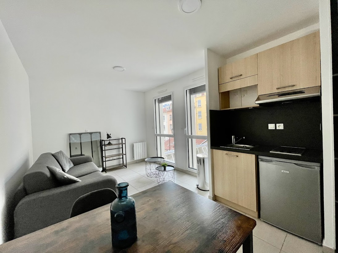 Studio meublé - Lyon 6eme - 24,50m2
