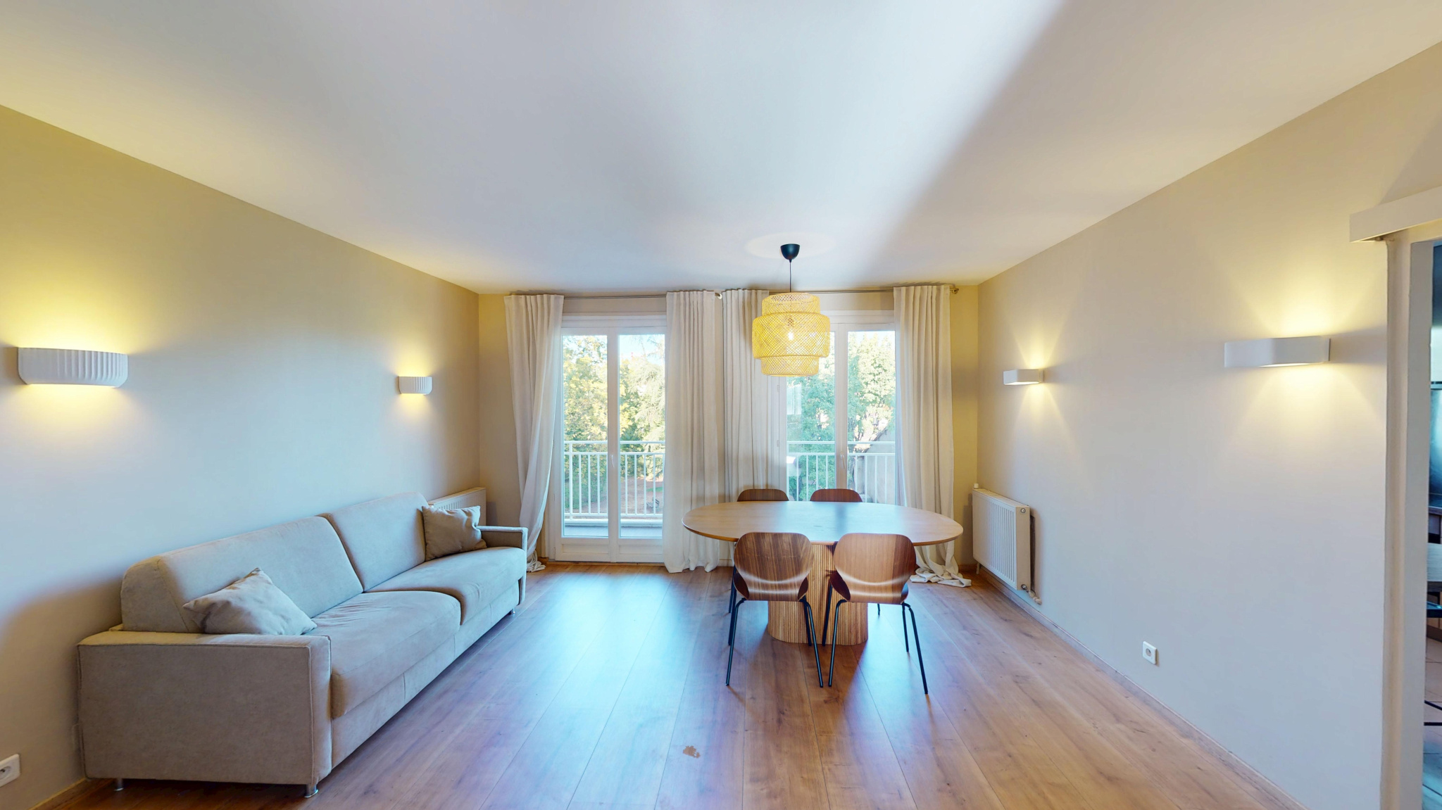 Appartement 3 pièces meublé avec balcon, cave et parking privatif - Lyon 5ème